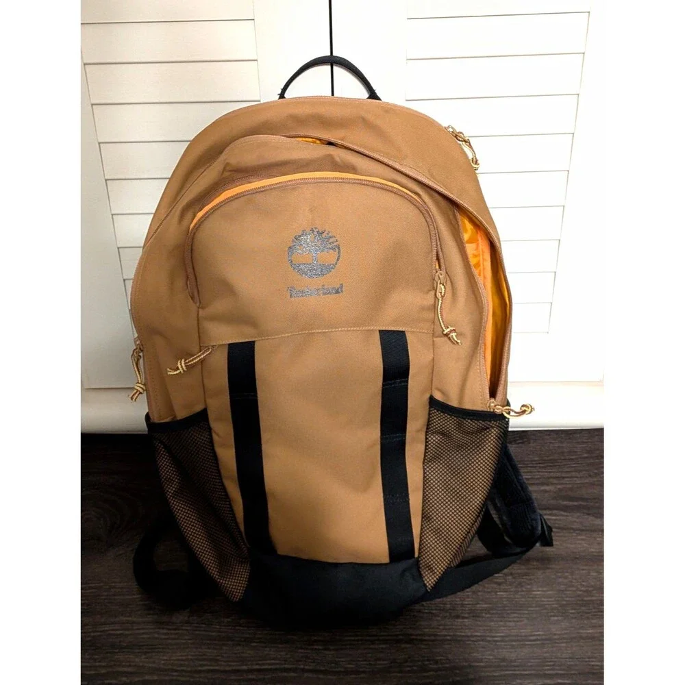 Timberland Calverton Backpack Brown-Black/20.5in x 12.6 x 6.7 / 26 Liter Volume